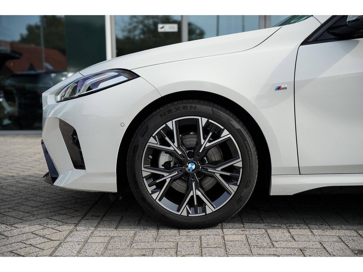 BMW BMW