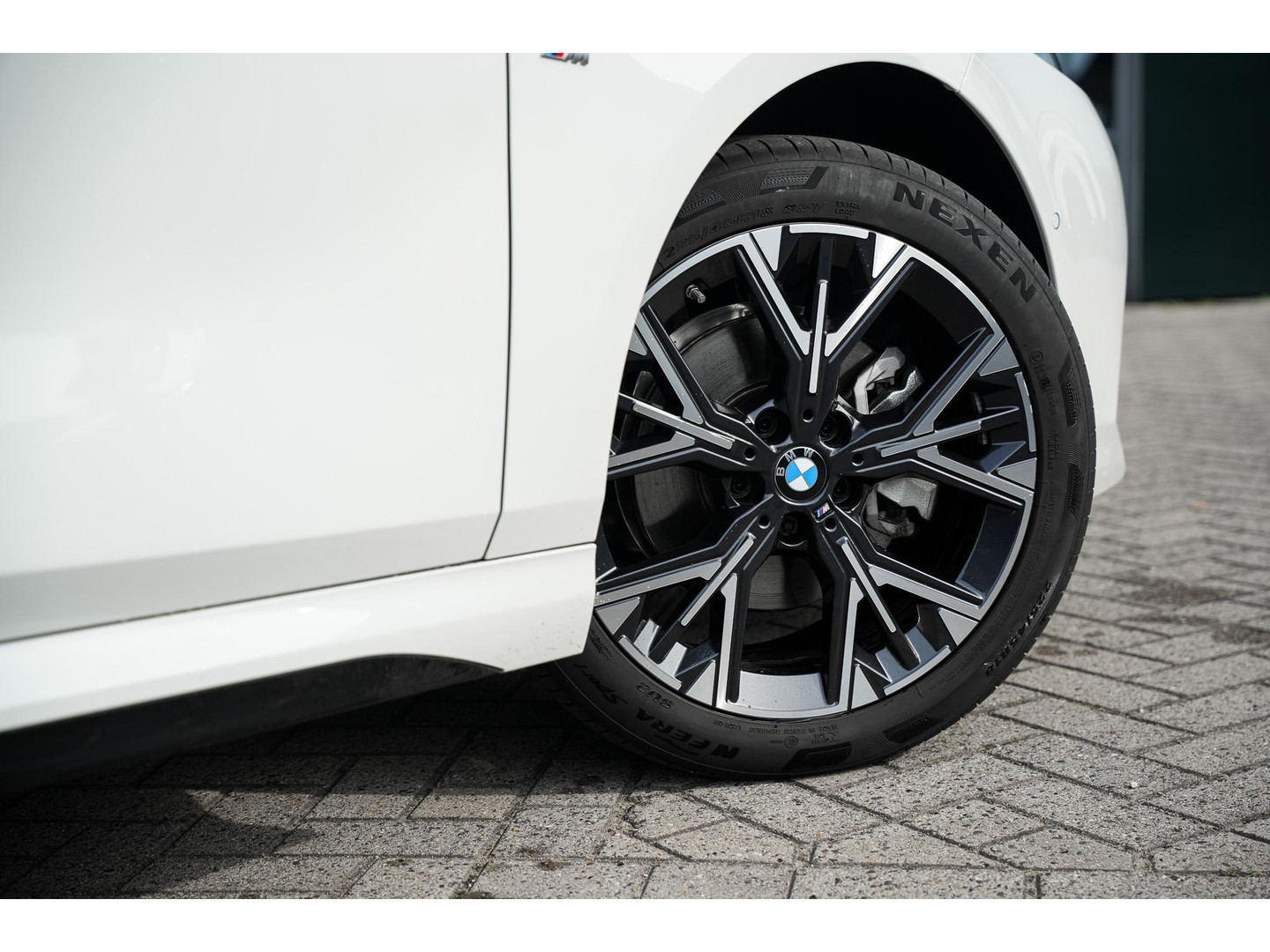 BMW BMW
