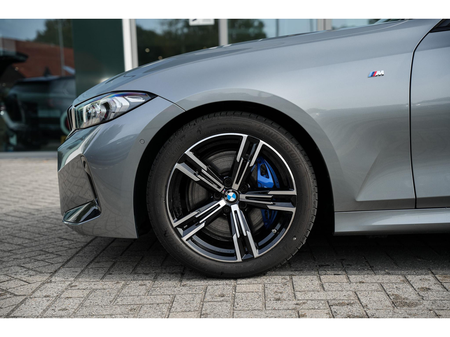 BMW BMW