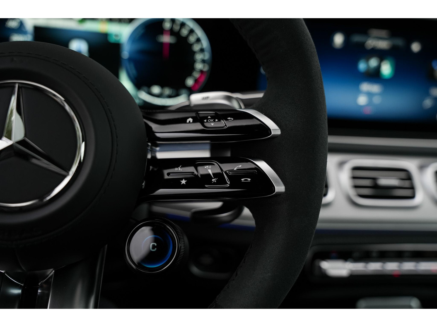 Mercedes-Benz Mercedes-Benz