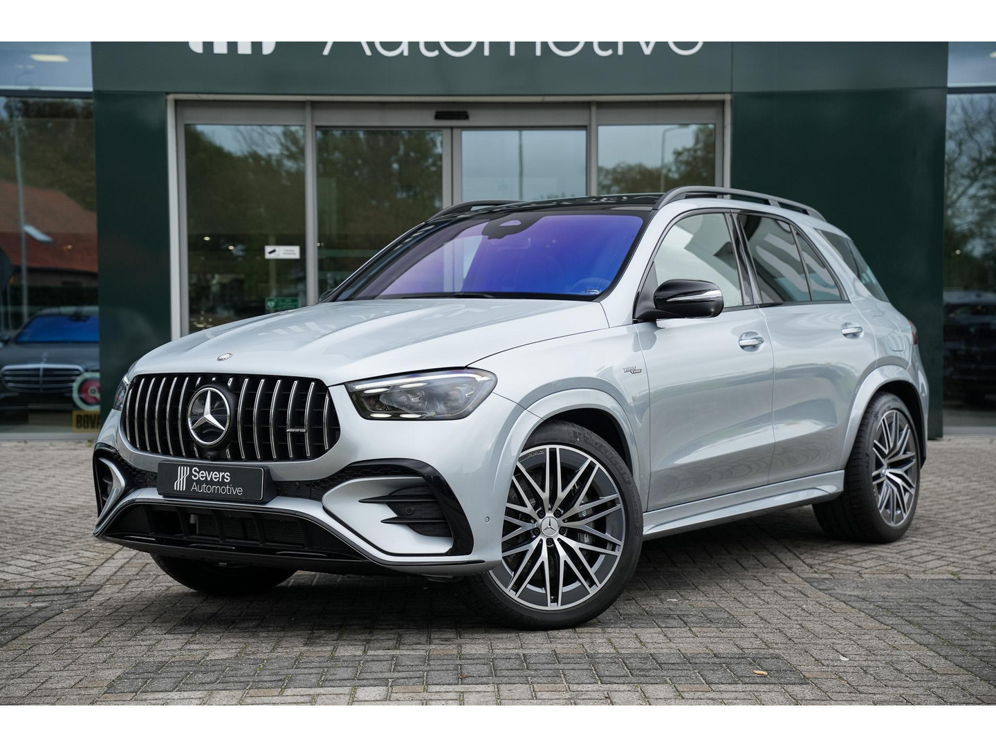Mercedes-Benz Mercedes-Benz