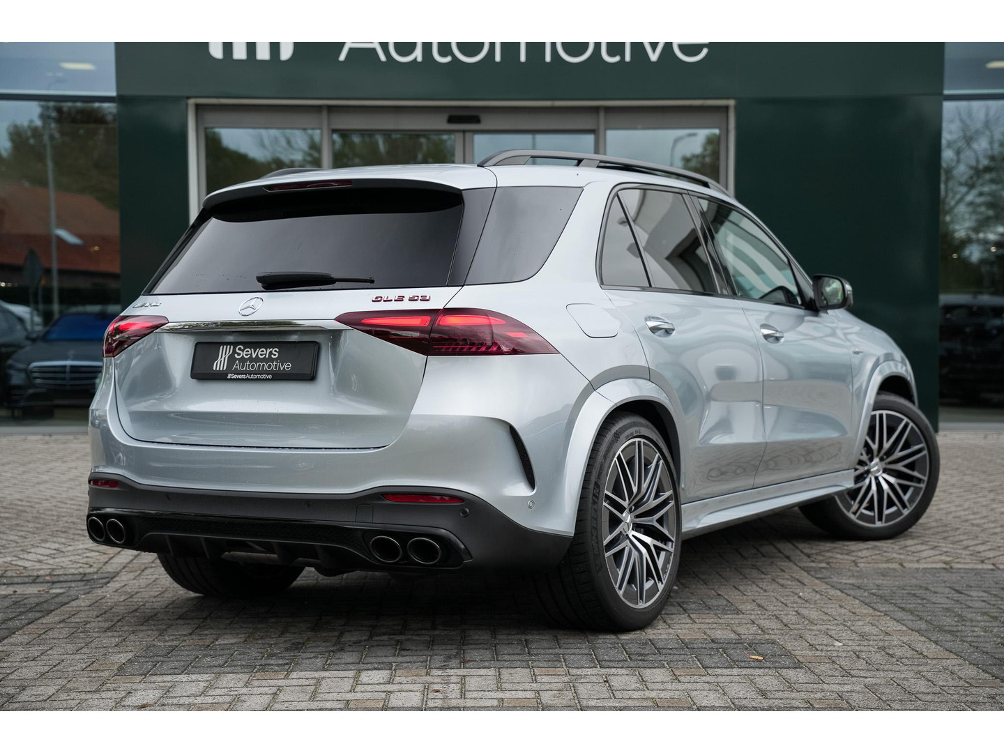 Mercedes-Benz Mercedes-Benz