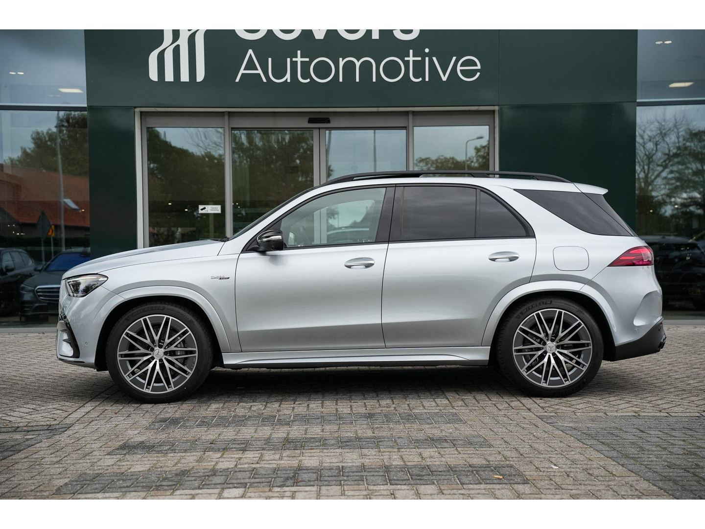 Mercedes-Benz Mercedes-Benz