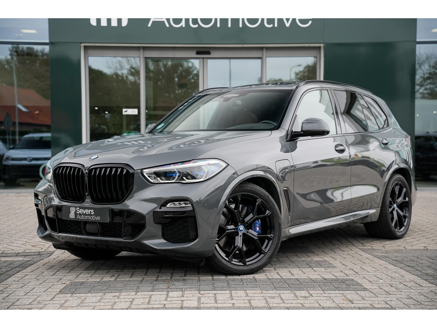 BMW BMW