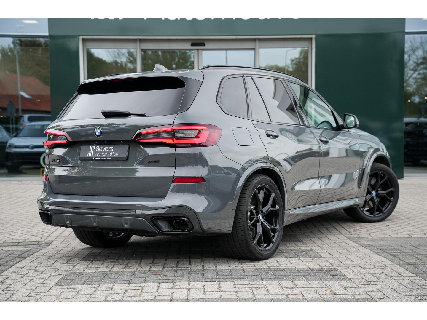 BMW BMW