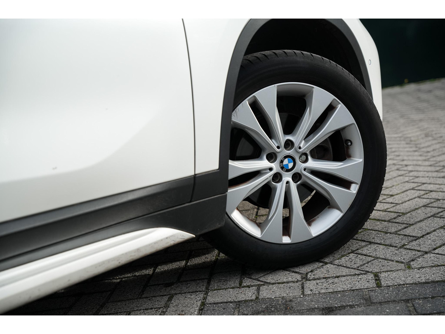 BMW BMW