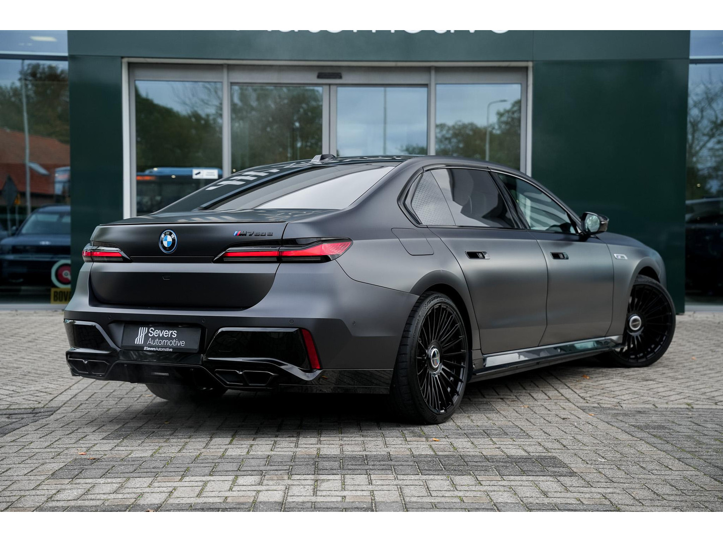 BMW BMW