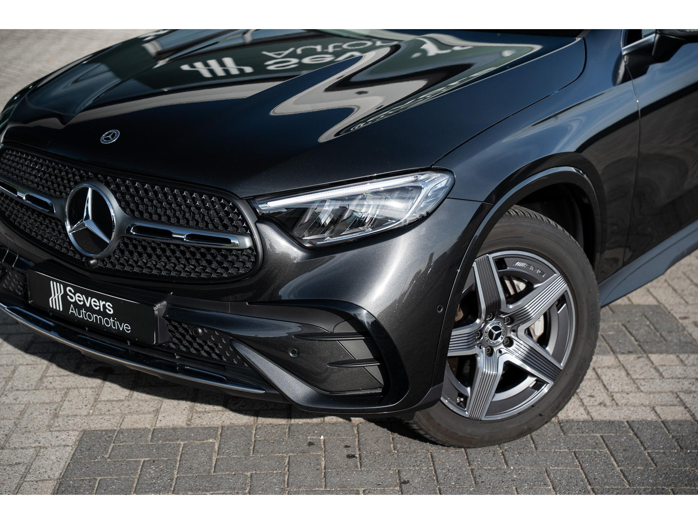Mercedes-Benz Mercedes-Benz