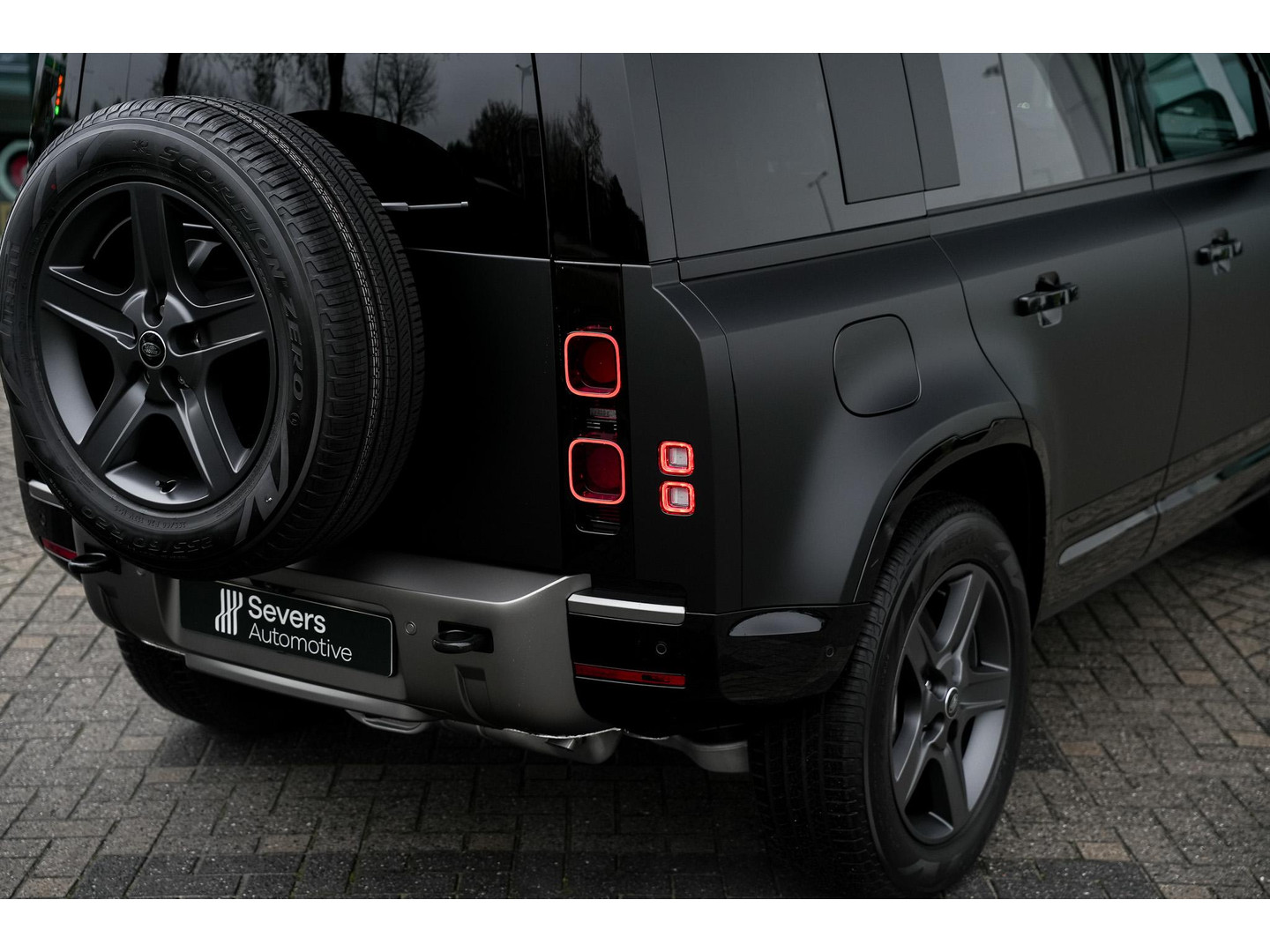 Land Rover Land Rover