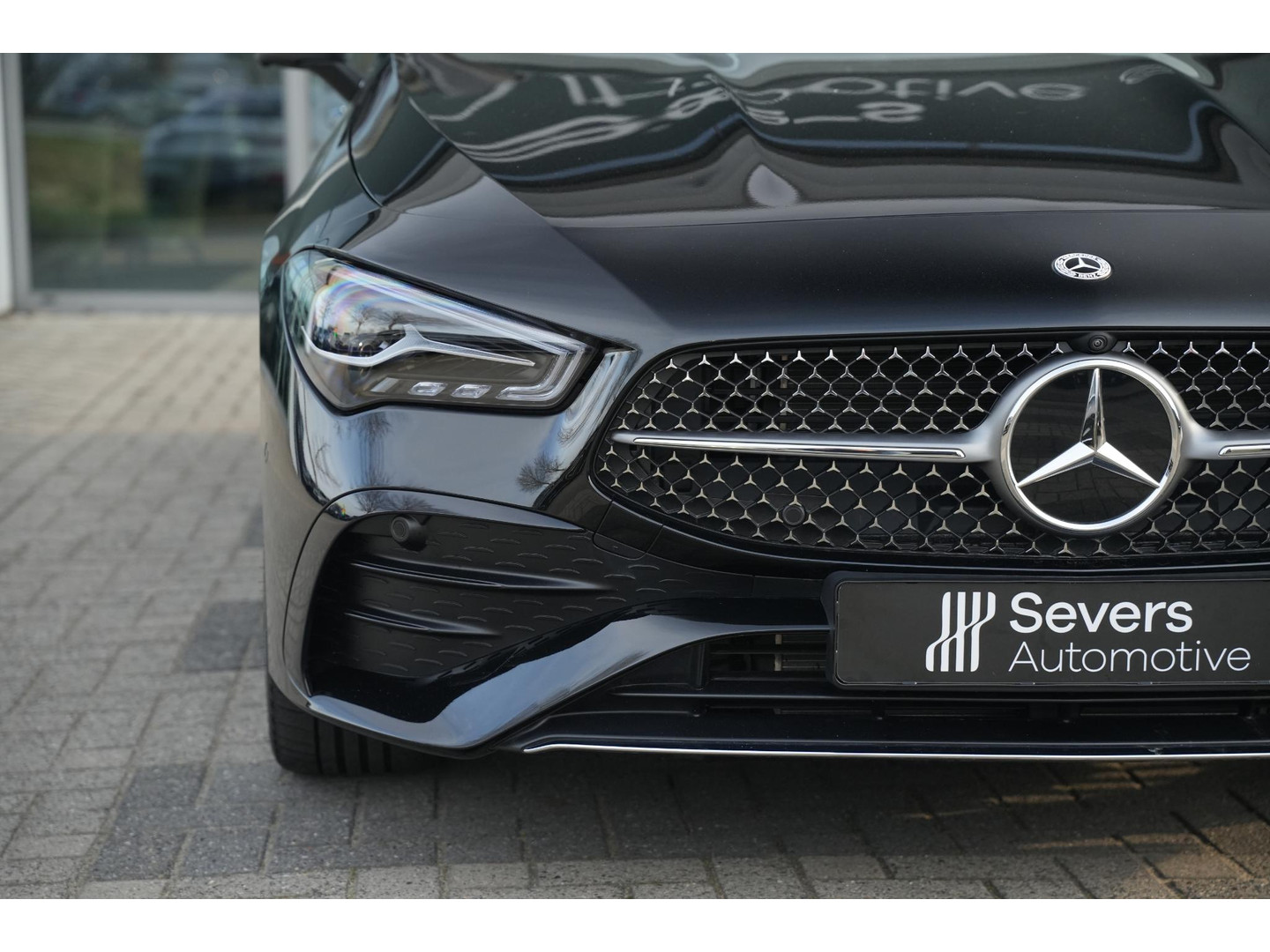 Mercedes-Benz Mercedes-Benz