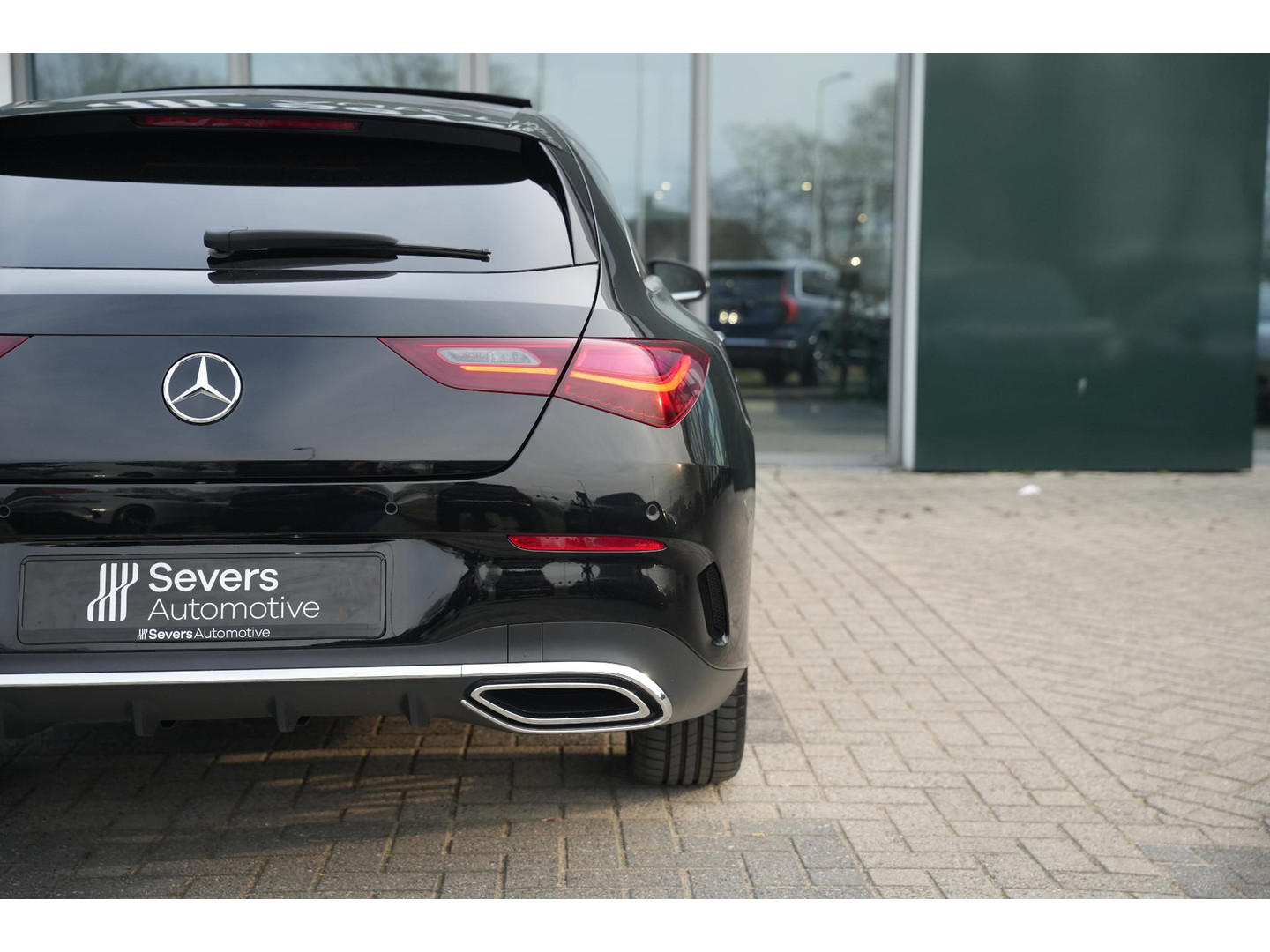 Mercedes-Benz Mercedes-Benz