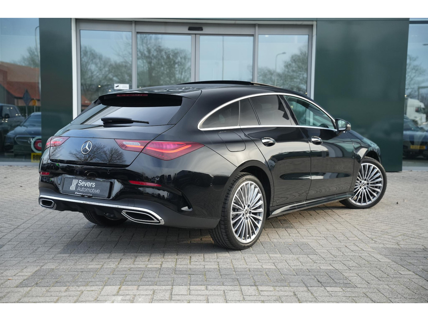 Mercedes-Benz Mercedes-Benz