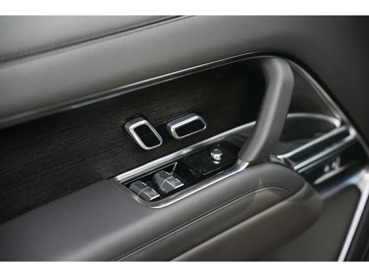 Land Rover Land Rover