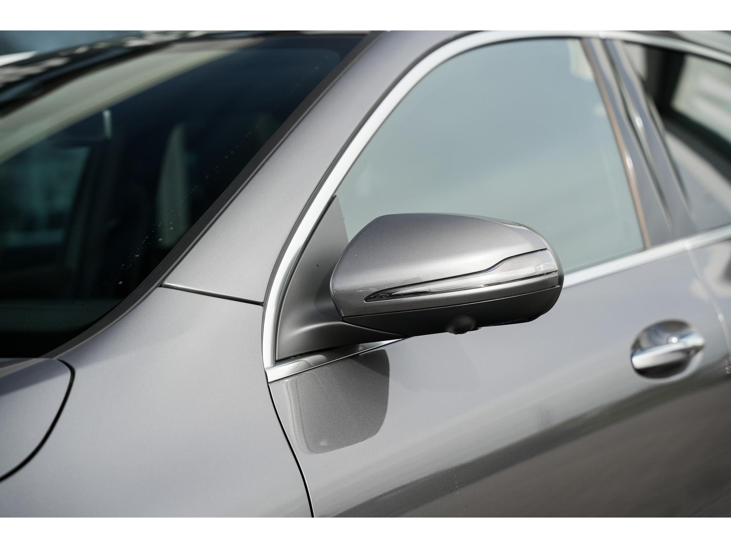 Mercedes-Benz Mercedes-Benz