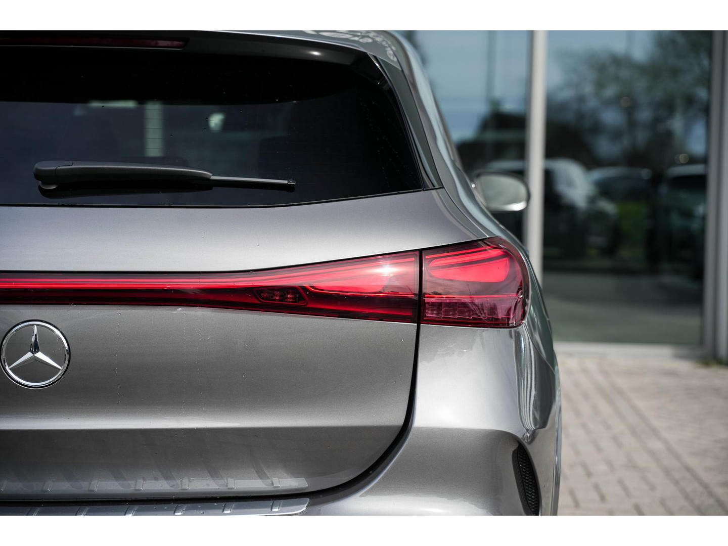 Mercedes-Benz Mercedes-Benz