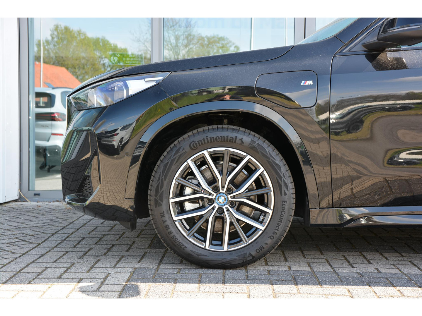 BMW BMW