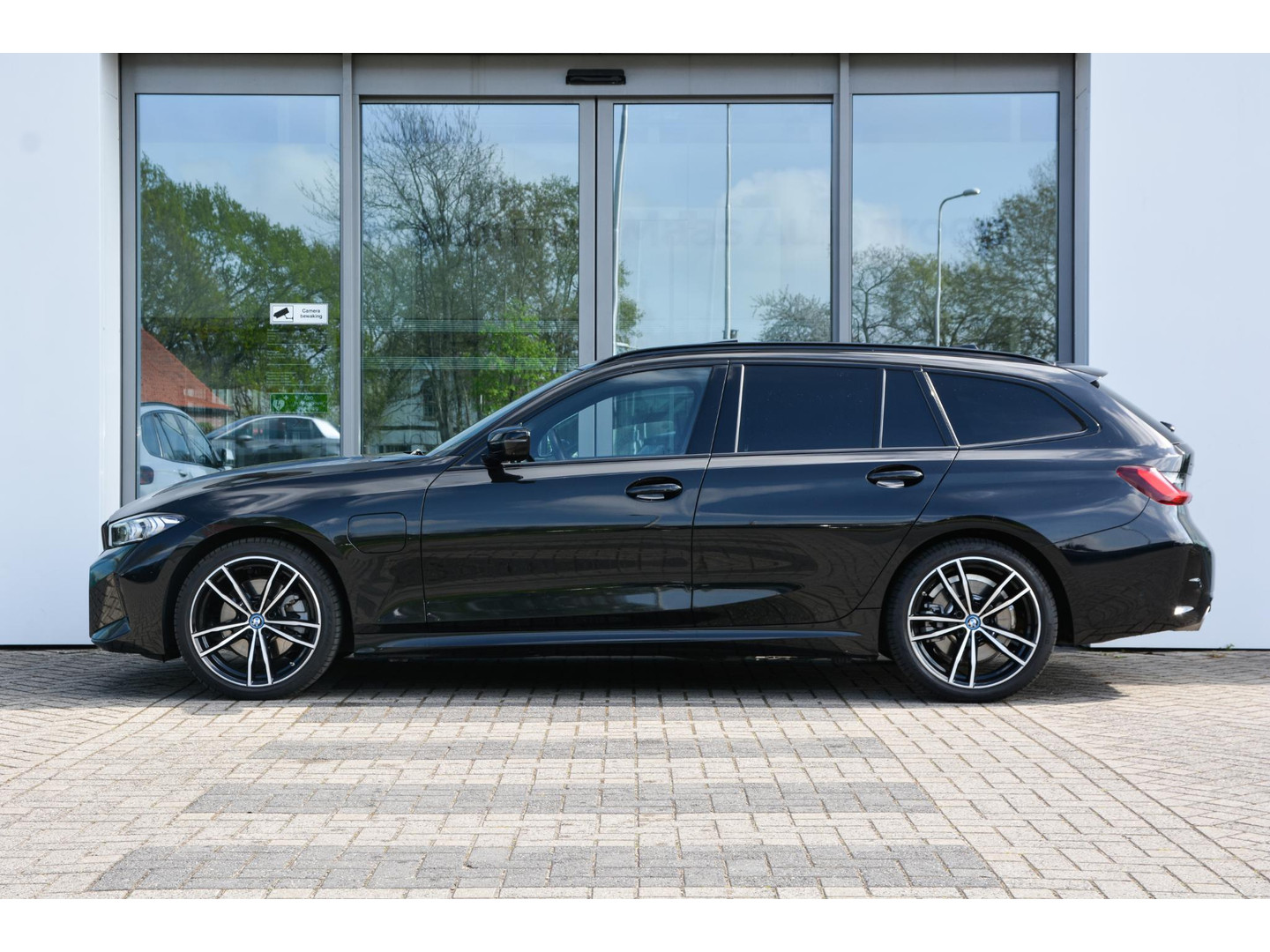 BMW BMW