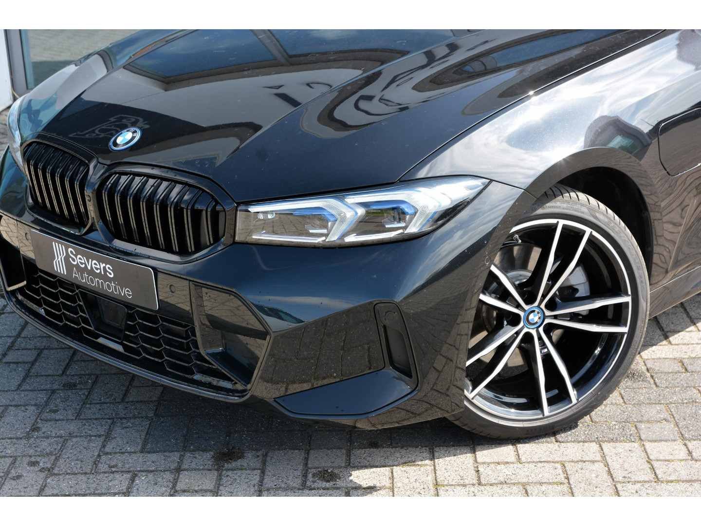 BMW BMW