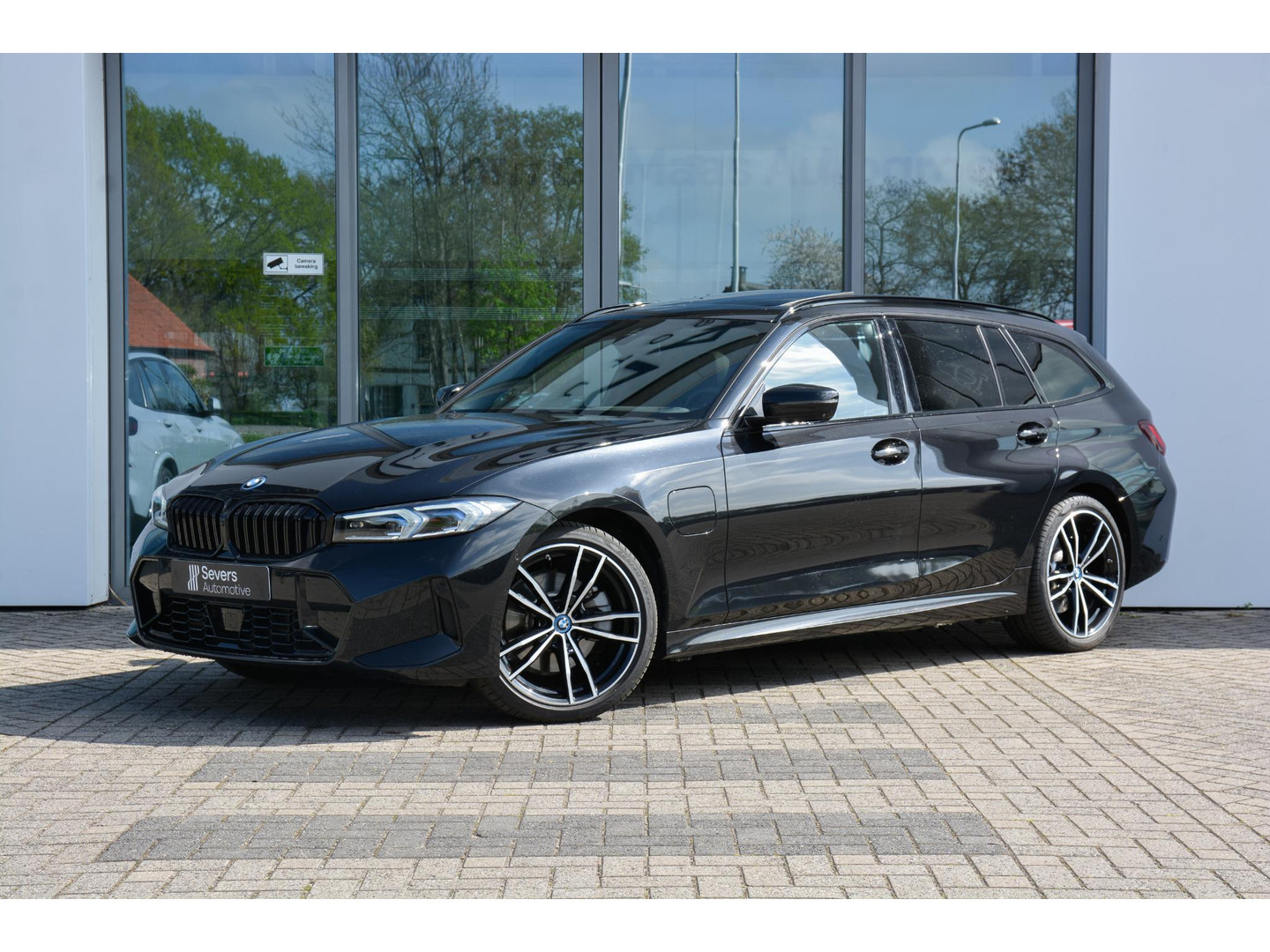 BMW BMW