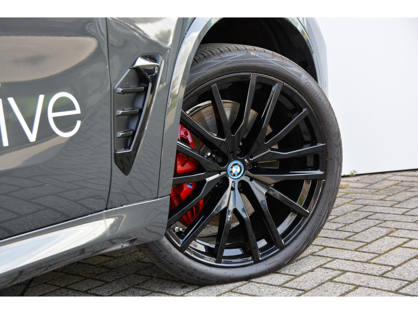BMW BMW