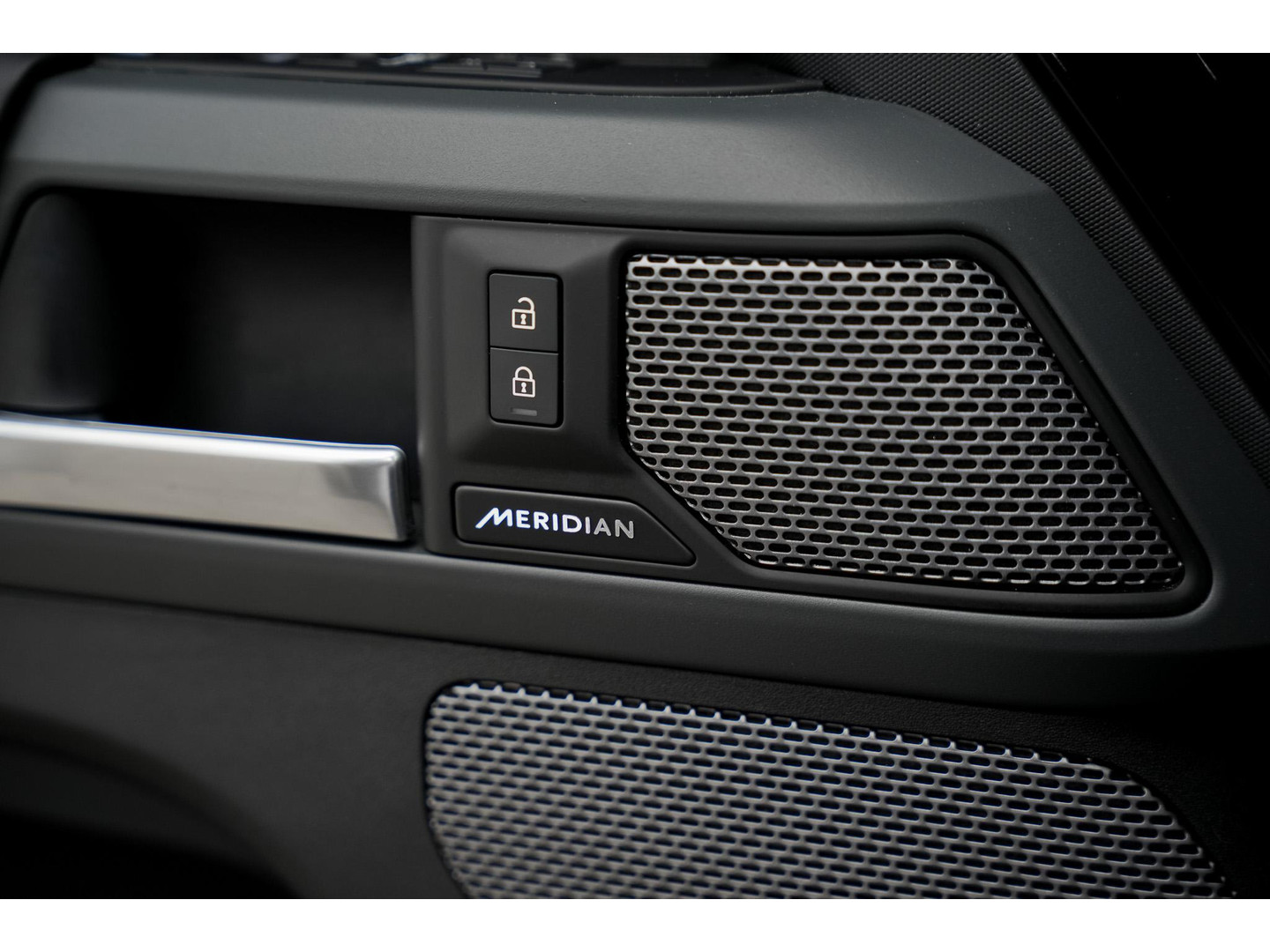 Land Rover Land Rover