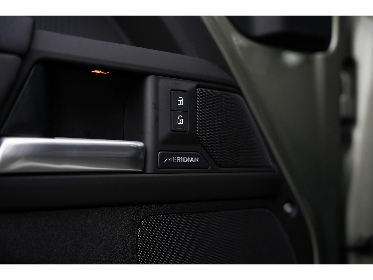 Land Rover Land Rover