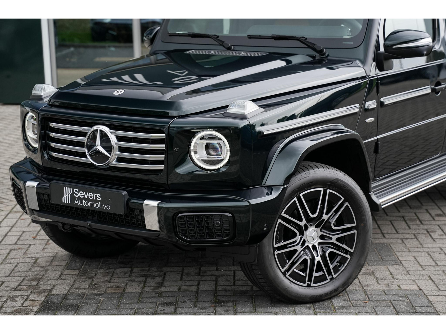 Mercedes-Benz Mercedes-Benz