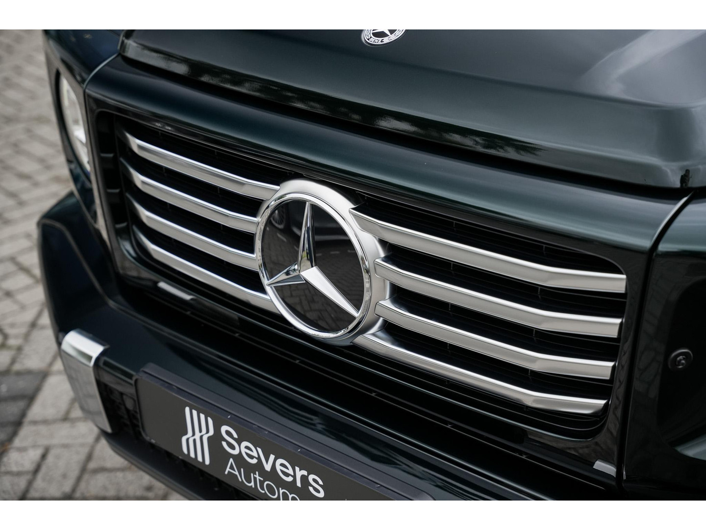 Mercedes-Benz Mercedes-Benz