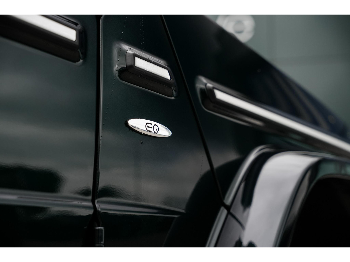 Mercedes-Benz Mercedes-Benz