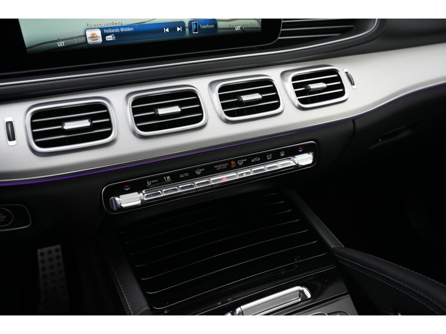 Mercedes-Benz Mercedes-Benz