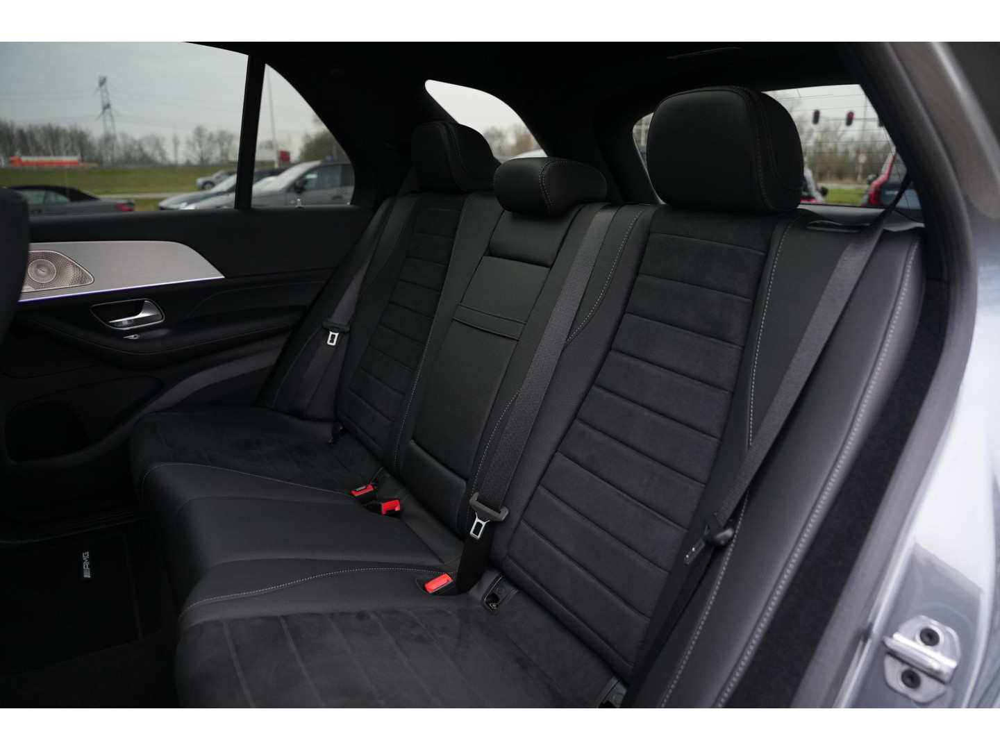 Mercedes-Benz Mercedes-Benz