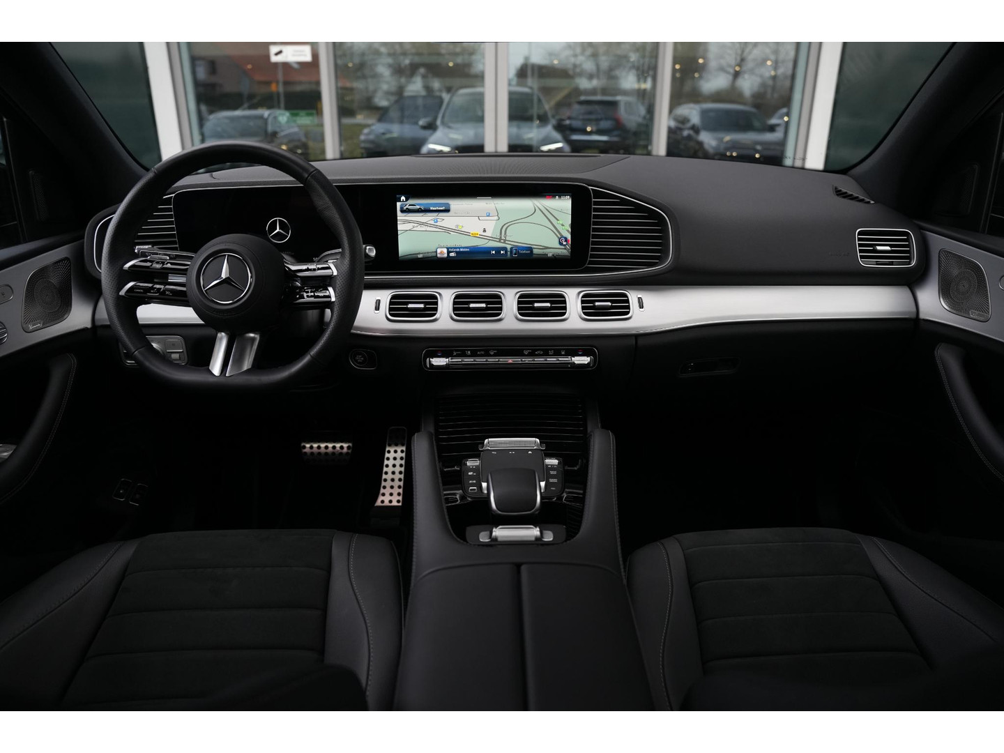 Mercedes-Benz Mercedes-Benz