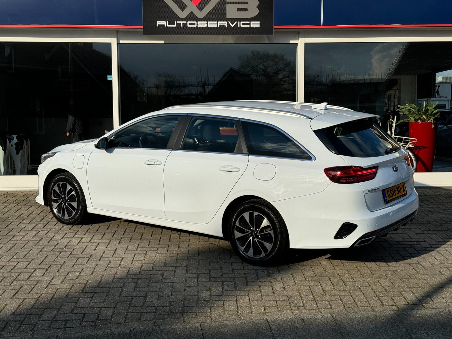 Kia