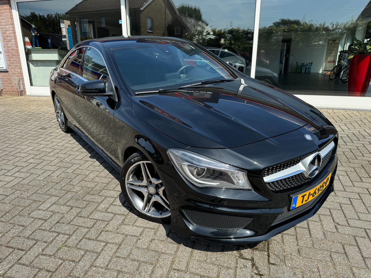 Mercedes-Benz