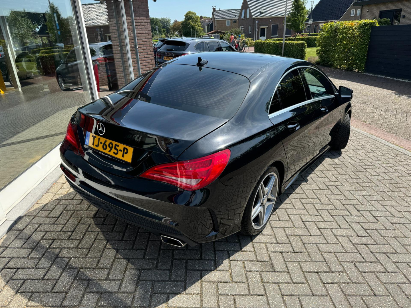 Mercedes-Benz