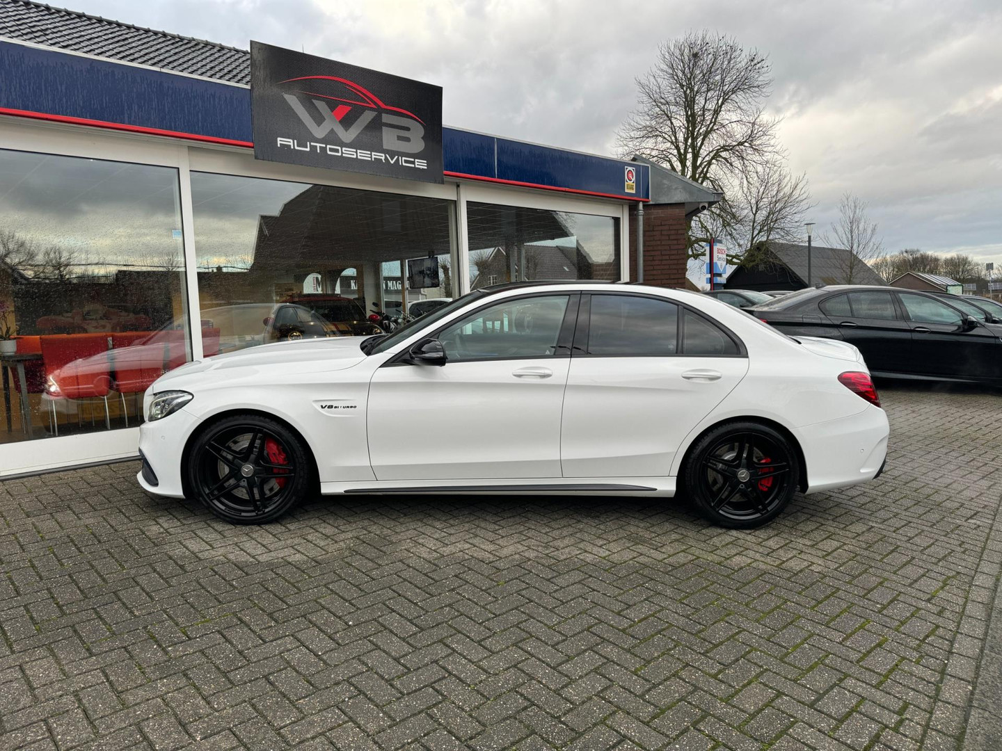 Mercedes-Benz