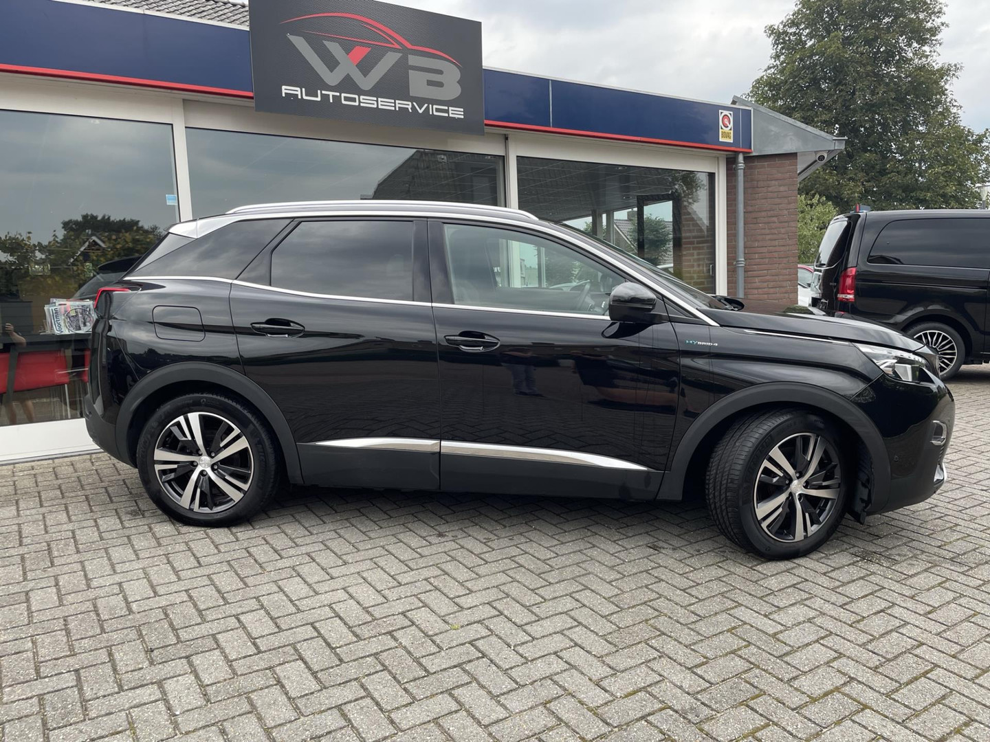 Peugeot