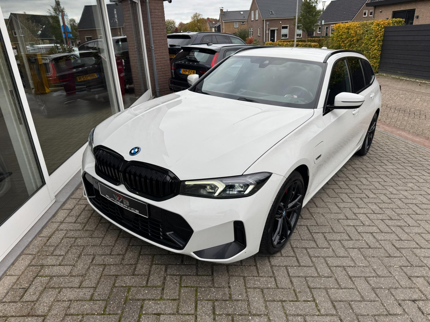 BMW