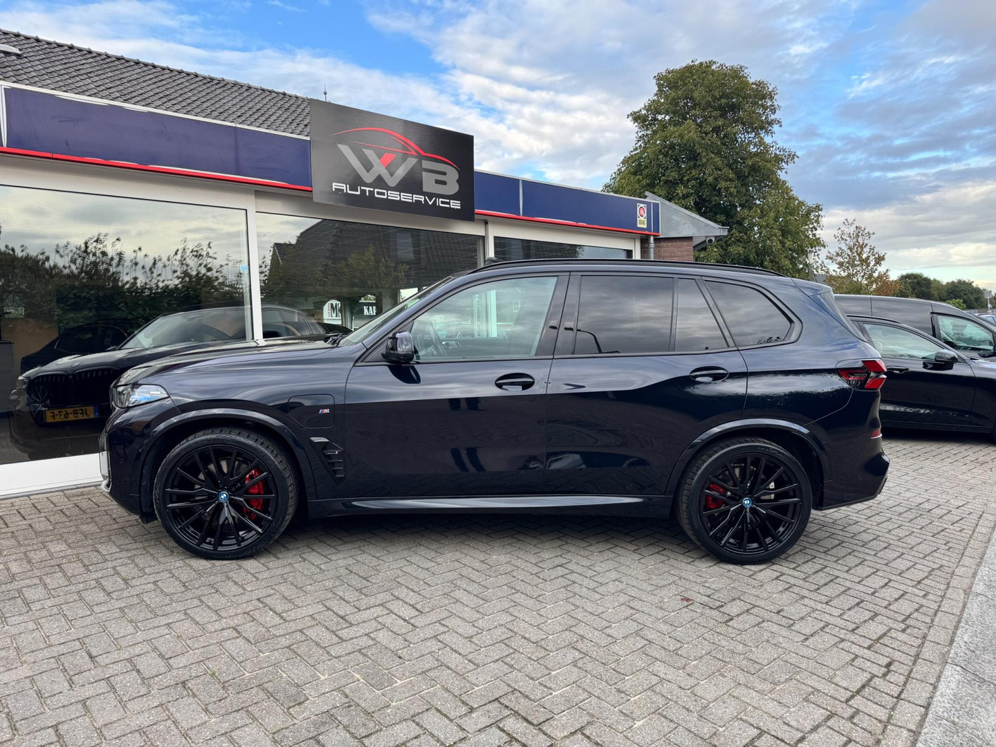 BMW BMW