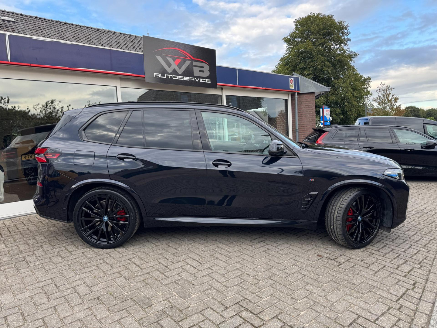 BMW BMW