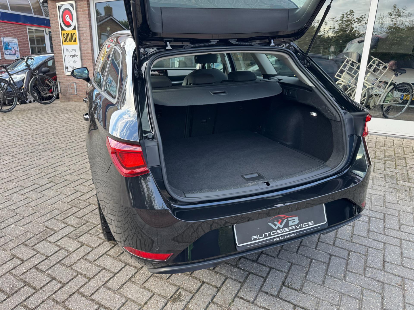 SEAT