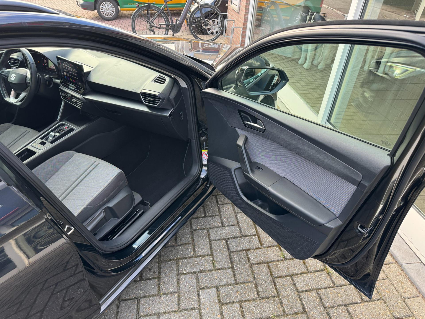 SEAT