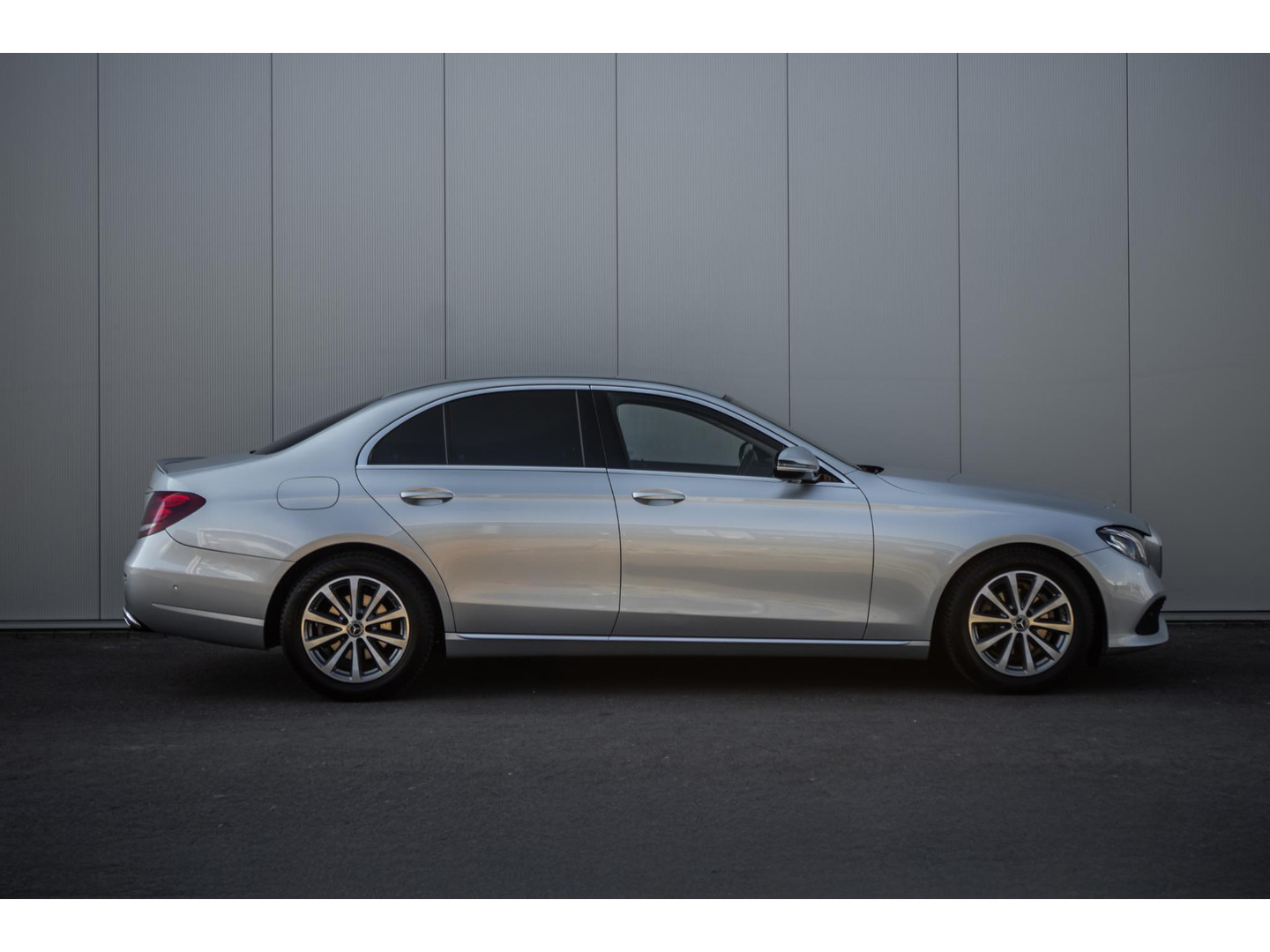 Mercedes-Benz Mercedes-Benz