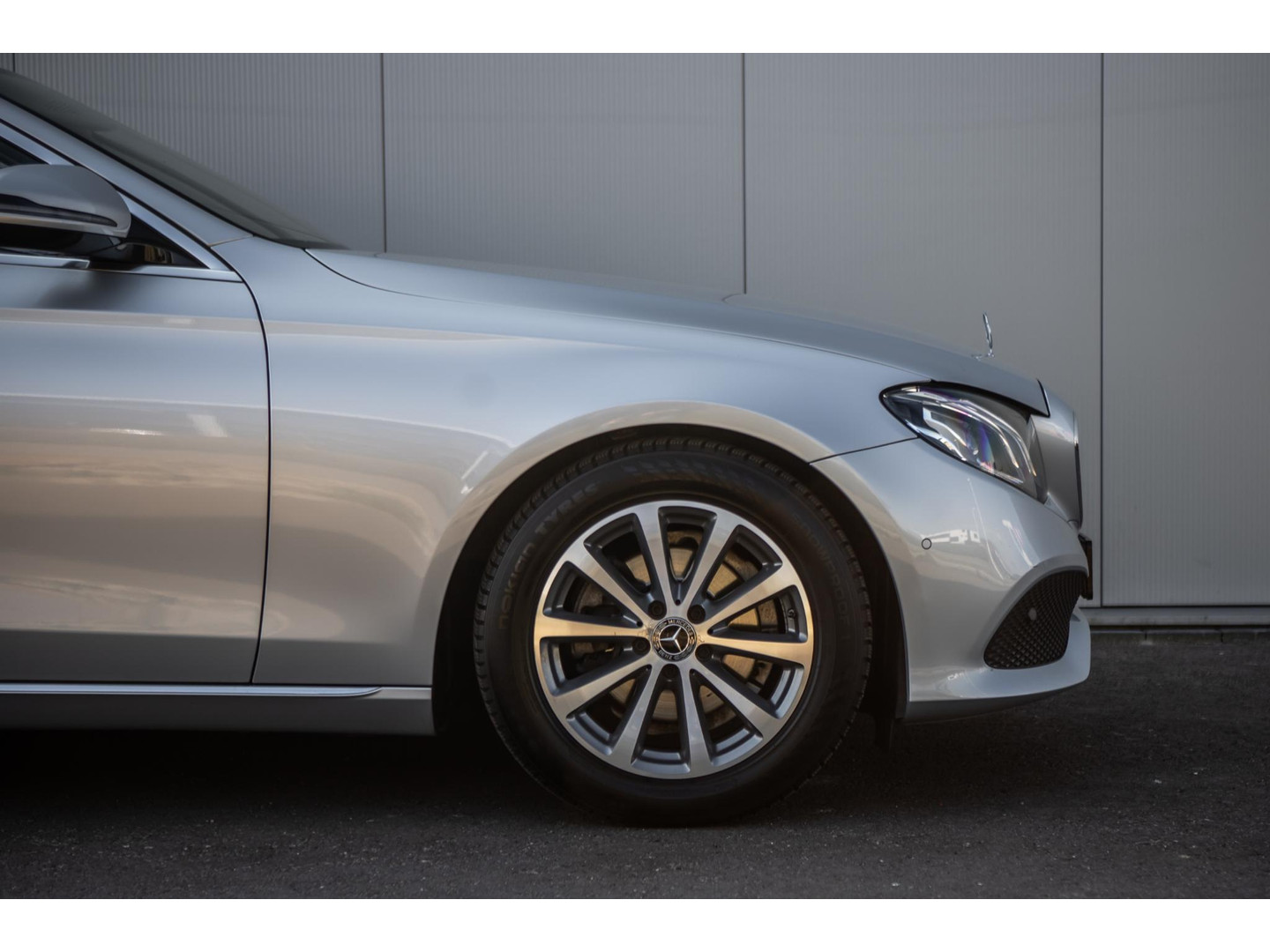 Mercedes-Benz Mercedes-Benz