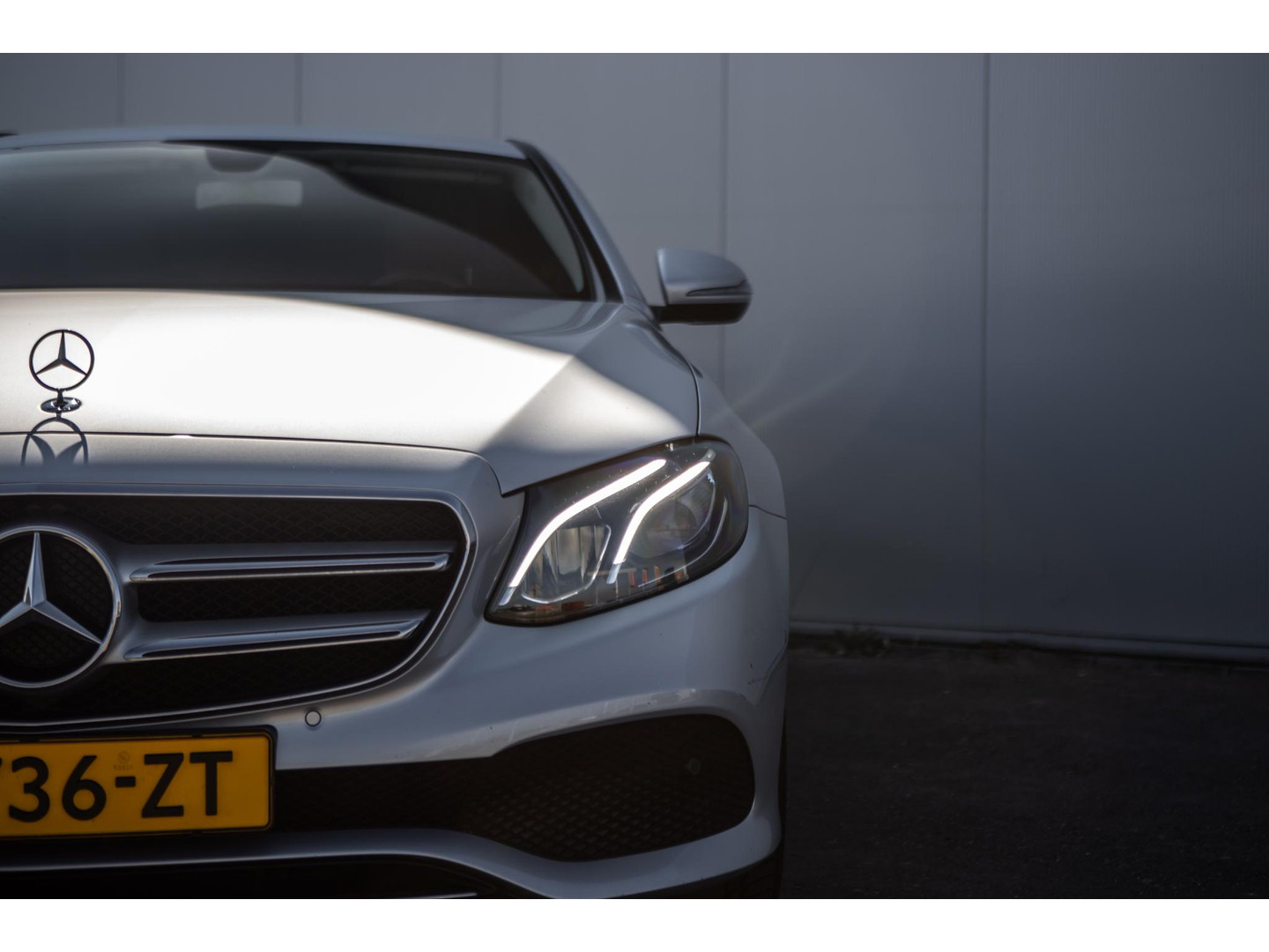 Mercedes-Benz Mercedes-Benz