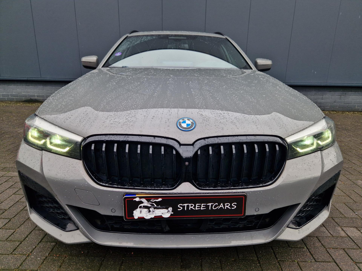BMW