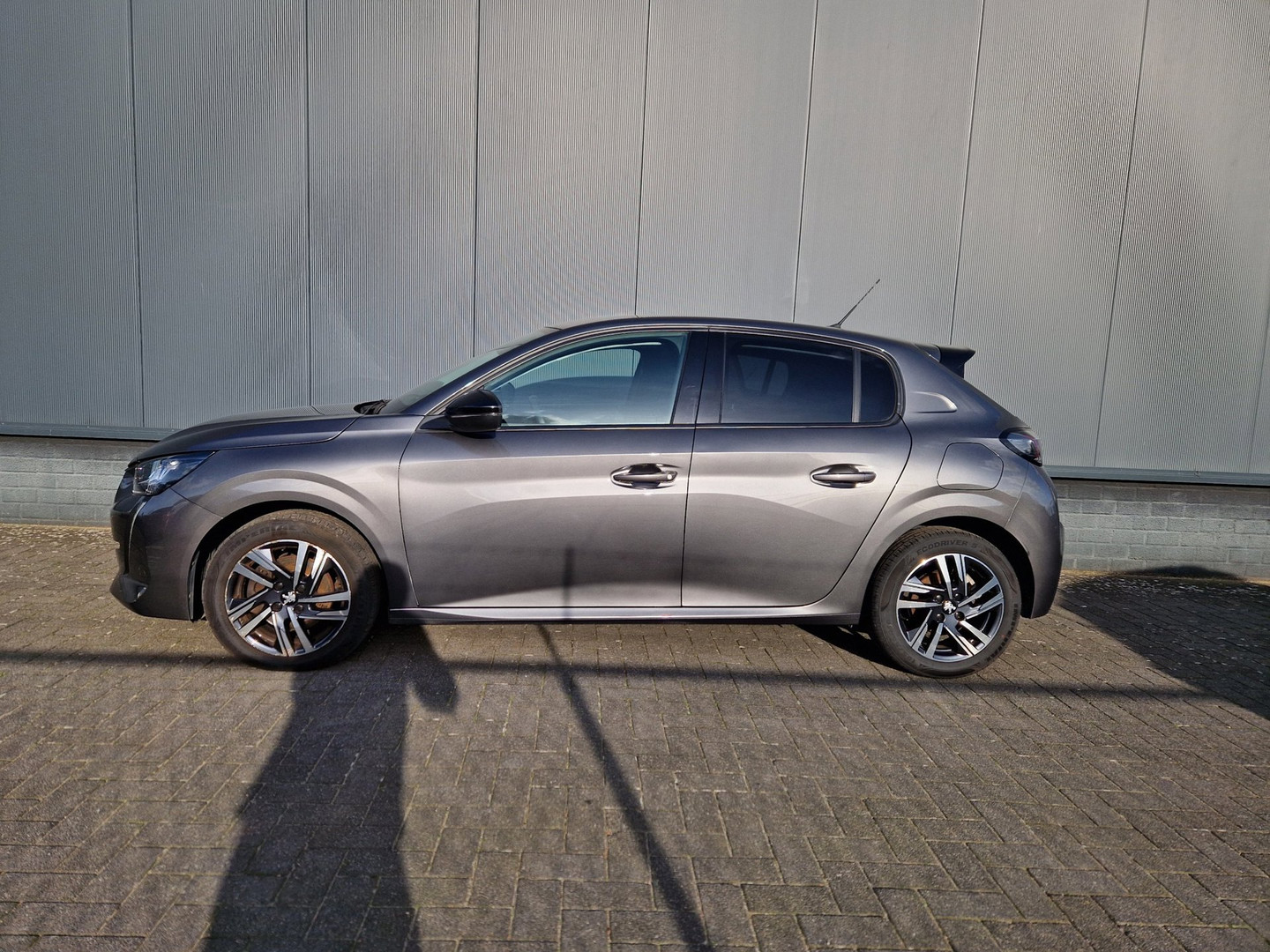 Peugeot