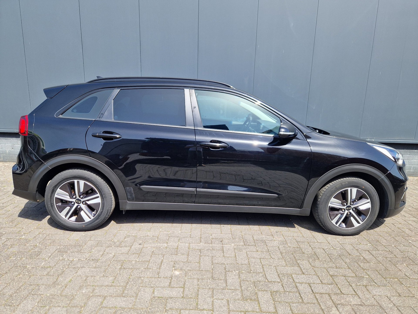 Kia