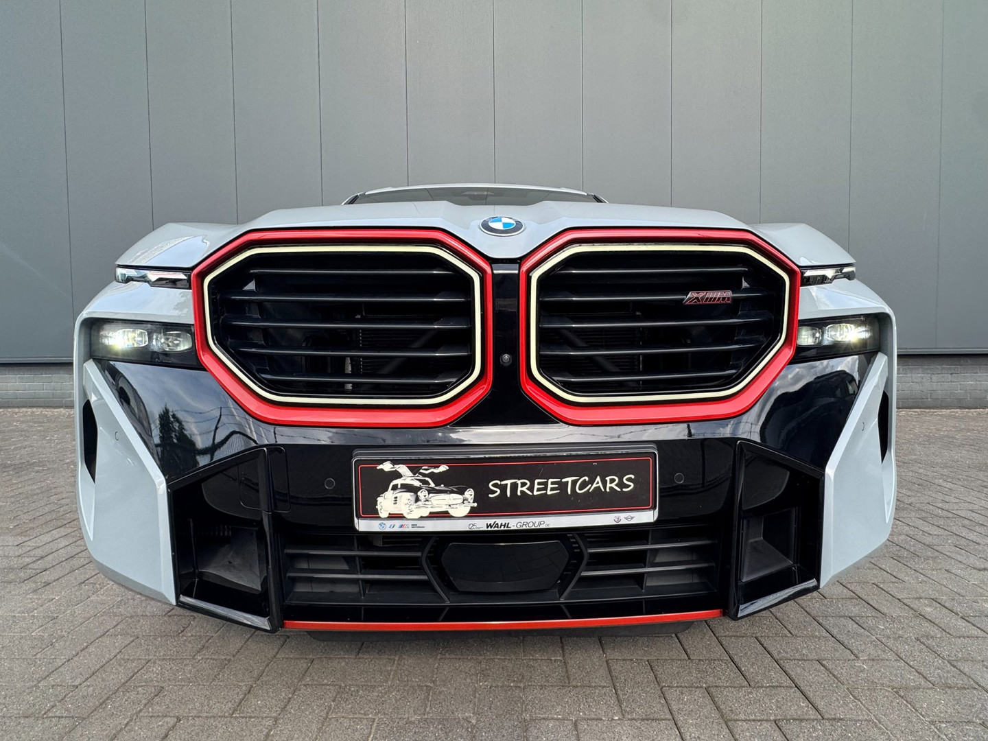 BMW