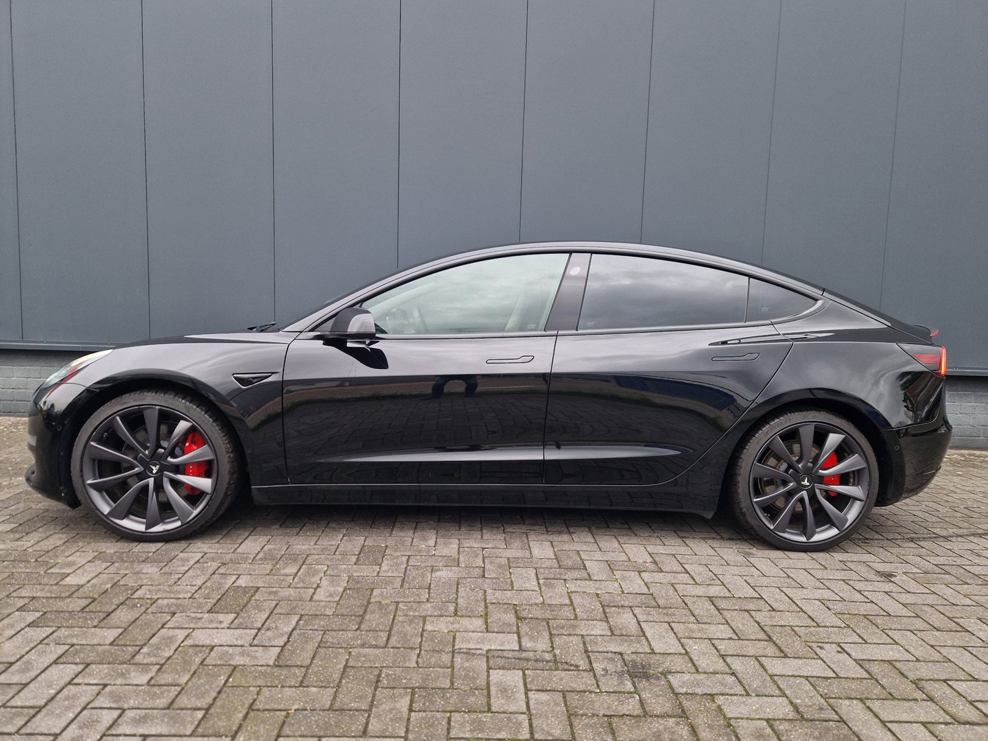 Tesla